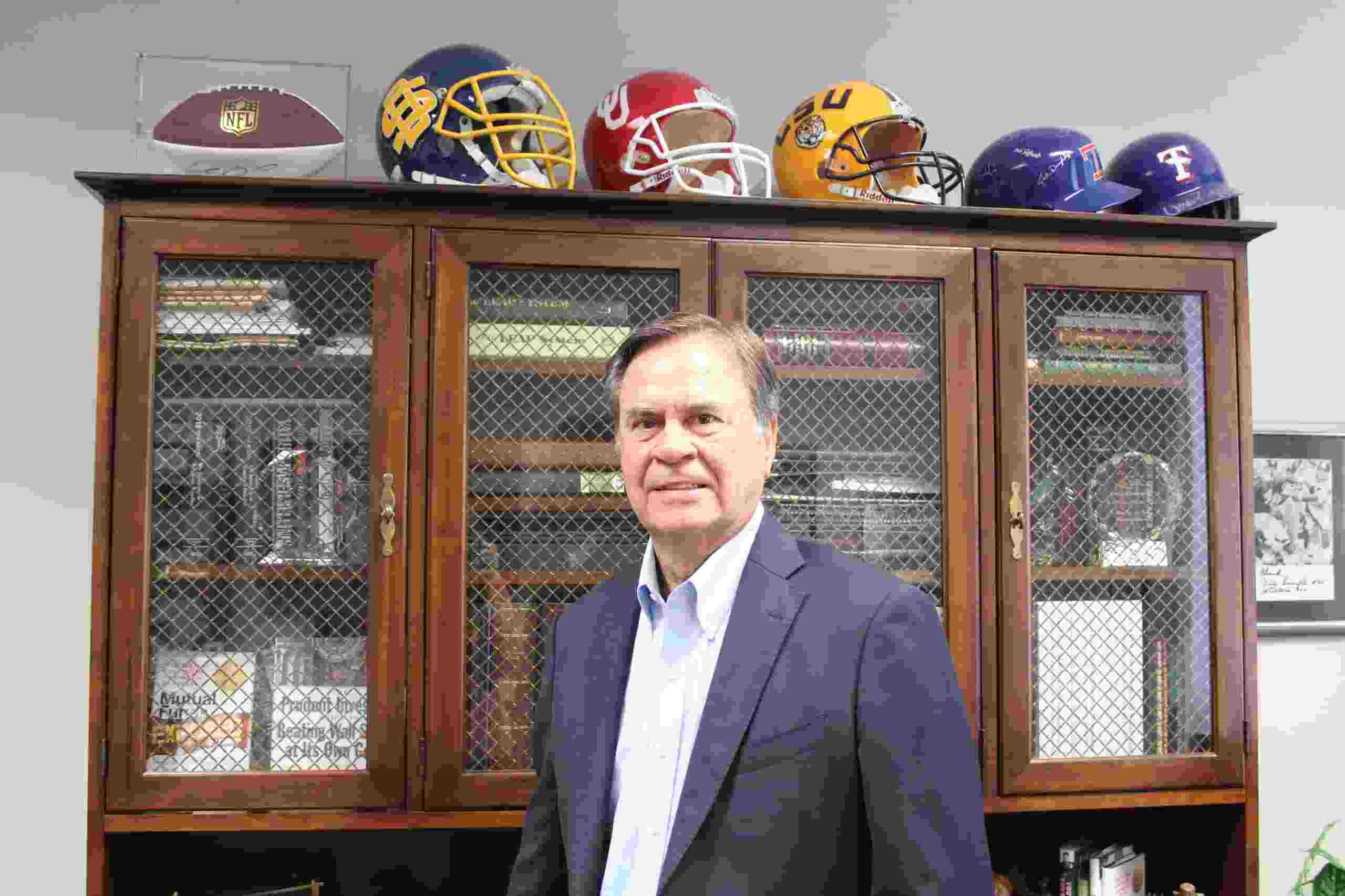 Professional man representing Virtus Wealth Management, showcasing the firm’s comprehensive website services and commitment to personalized financial planning and wealth management.